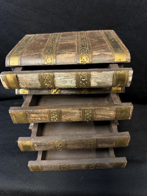 Vintage Faux Book Storage Boxes – Stacked Wooden Decorative Book Set with Brass Details | Rustic Antique Style Decor