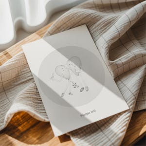 Tarjeta de boda personalizada - Regalo encantador - Texto personalizado - Dibujo de corazones besándose - ¡Salud! - Champán - Diseño divertido - Postal - 13 x 18 cm (5 x 7″)