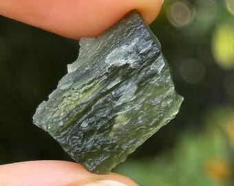 チェコ共和国産モルダバイト1個 5.71グラム - Etsy 日本