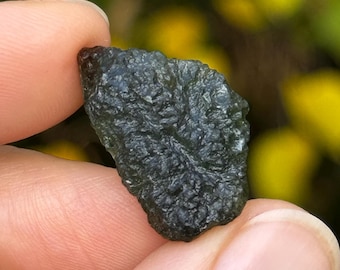 チェコ共和国産モルダバイト1個 5.71グラム - Etsy 日本