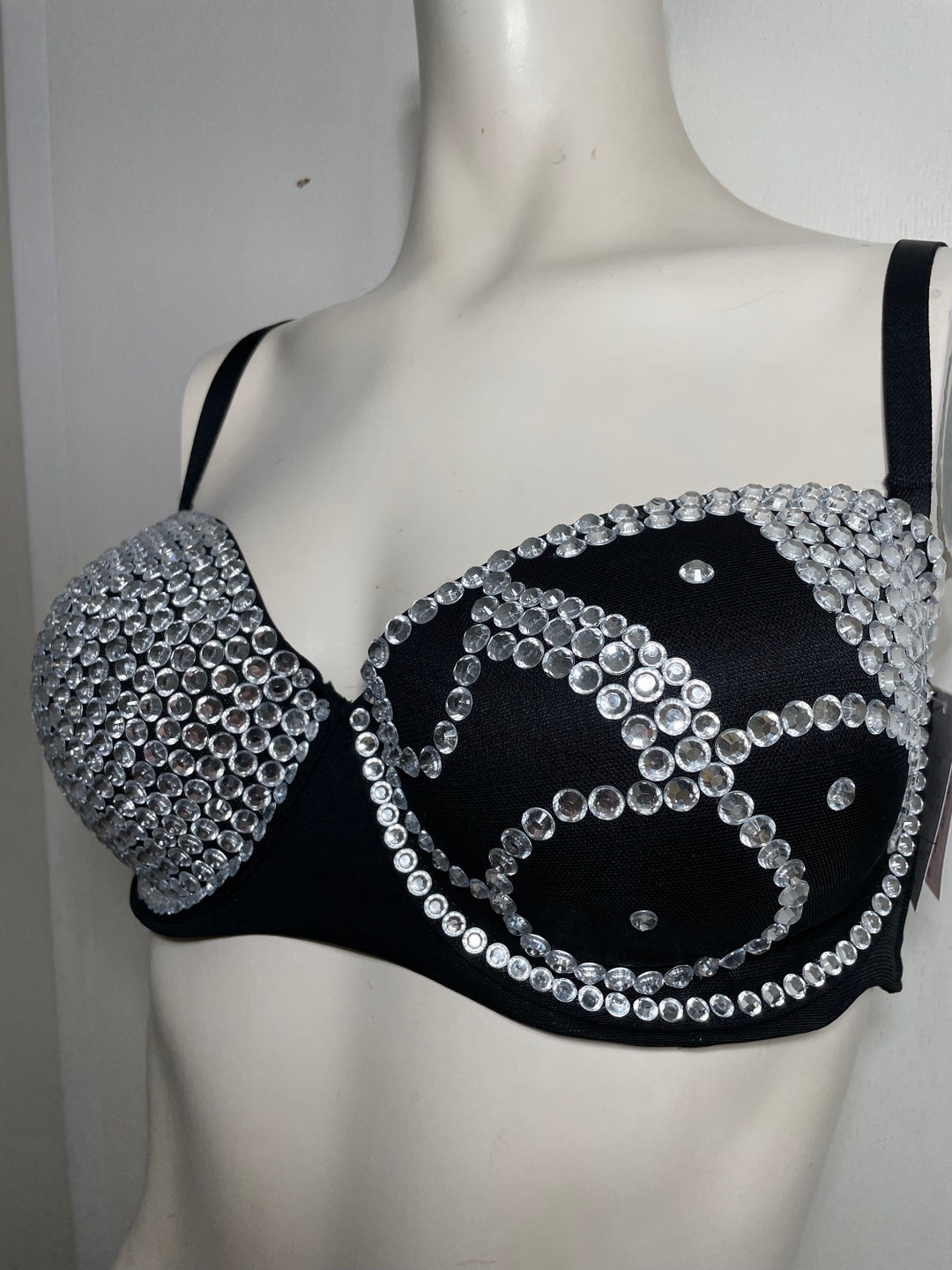womens VICTORIAS SECRET bra size 34DD blingy wired 