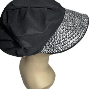 Chic Rhinestone-Embellished Black Newsboy Hat for Women