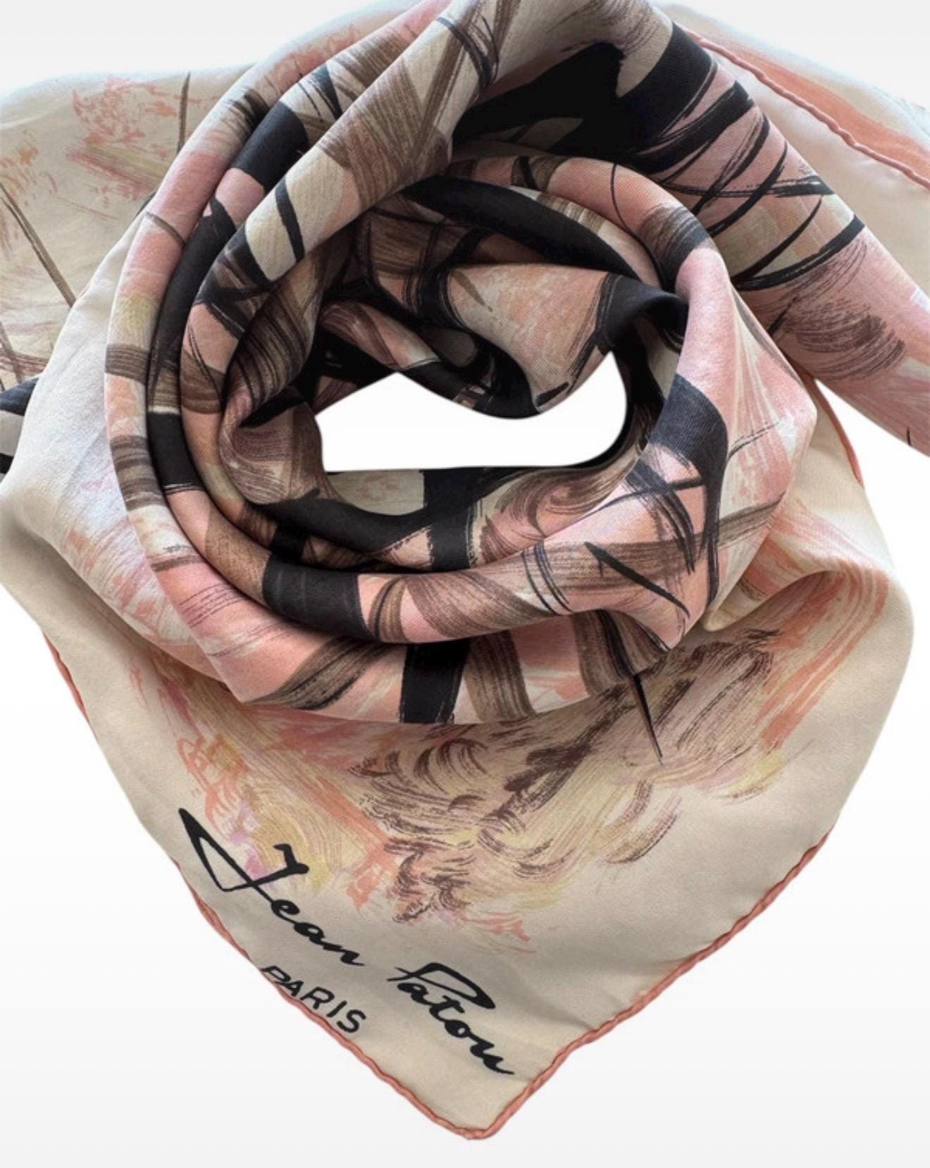 Foulard Carré Vintage JEAN PATOU Paris - 100% Soie, Fait Main, Motif Géométrique Orange