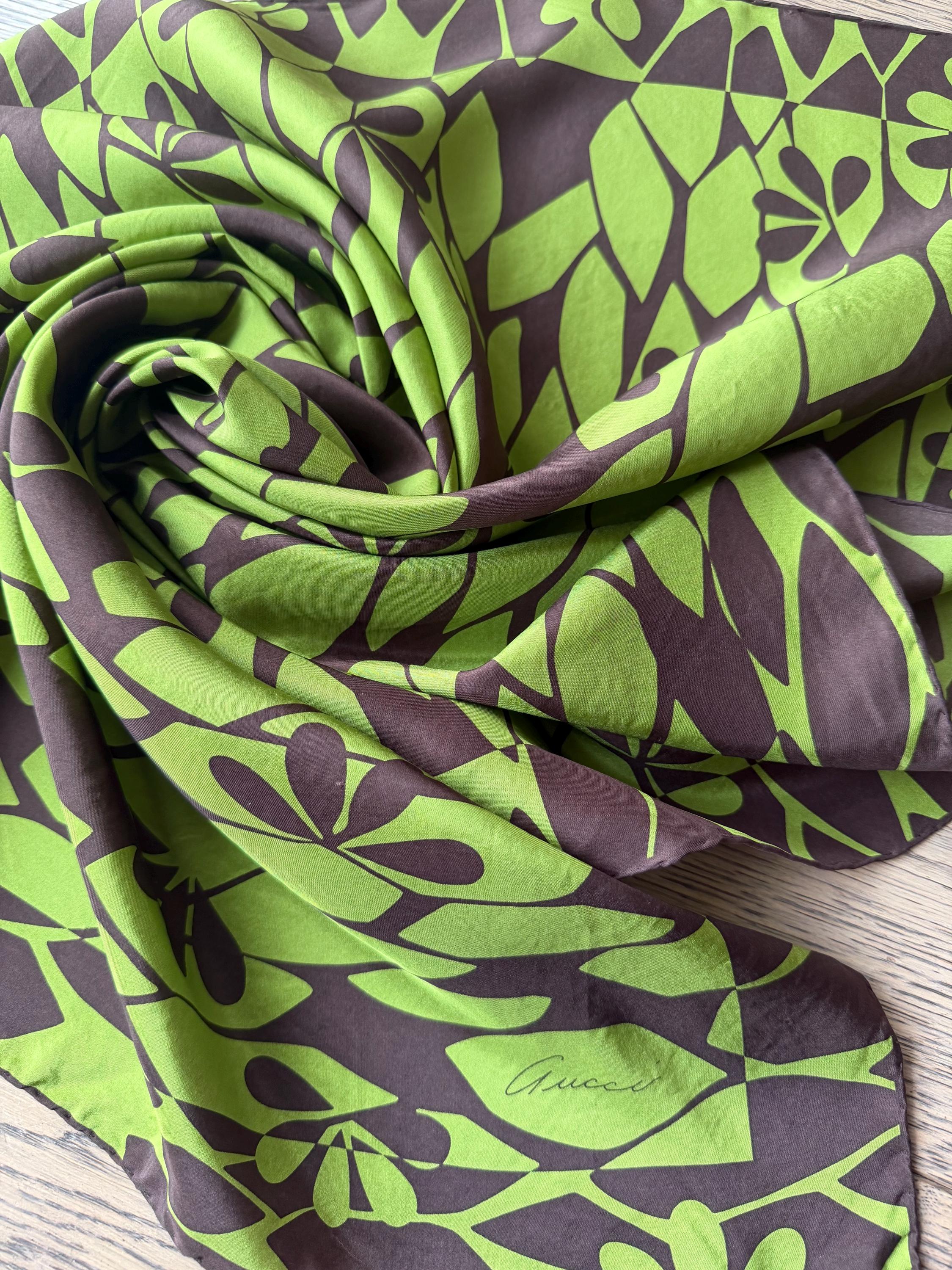 Vintage Gucci Tom Ford Era 100% Silk Scarf Green Brown Botanical