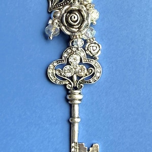 Antique Silver Key Charm, Key Purse Charm, Skeleton Key Charm, Victorian Key Charm, Vintage Key, Vintage Charm, Key Charm, Key Gift