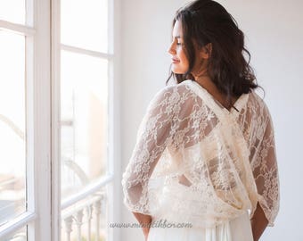 Ready to ship - Lace wedding shawl, champagne lace shawl, shawl for wedding, wedding cover up, sheer lace shawl champagne, bohemian shrug
