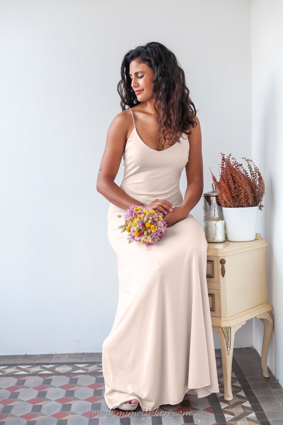 Vestido de novia color champagne sencillo con tirantes Marie - Etsy España Vestido de novia color champagne sencillo con tirantes Marie - Etsy España