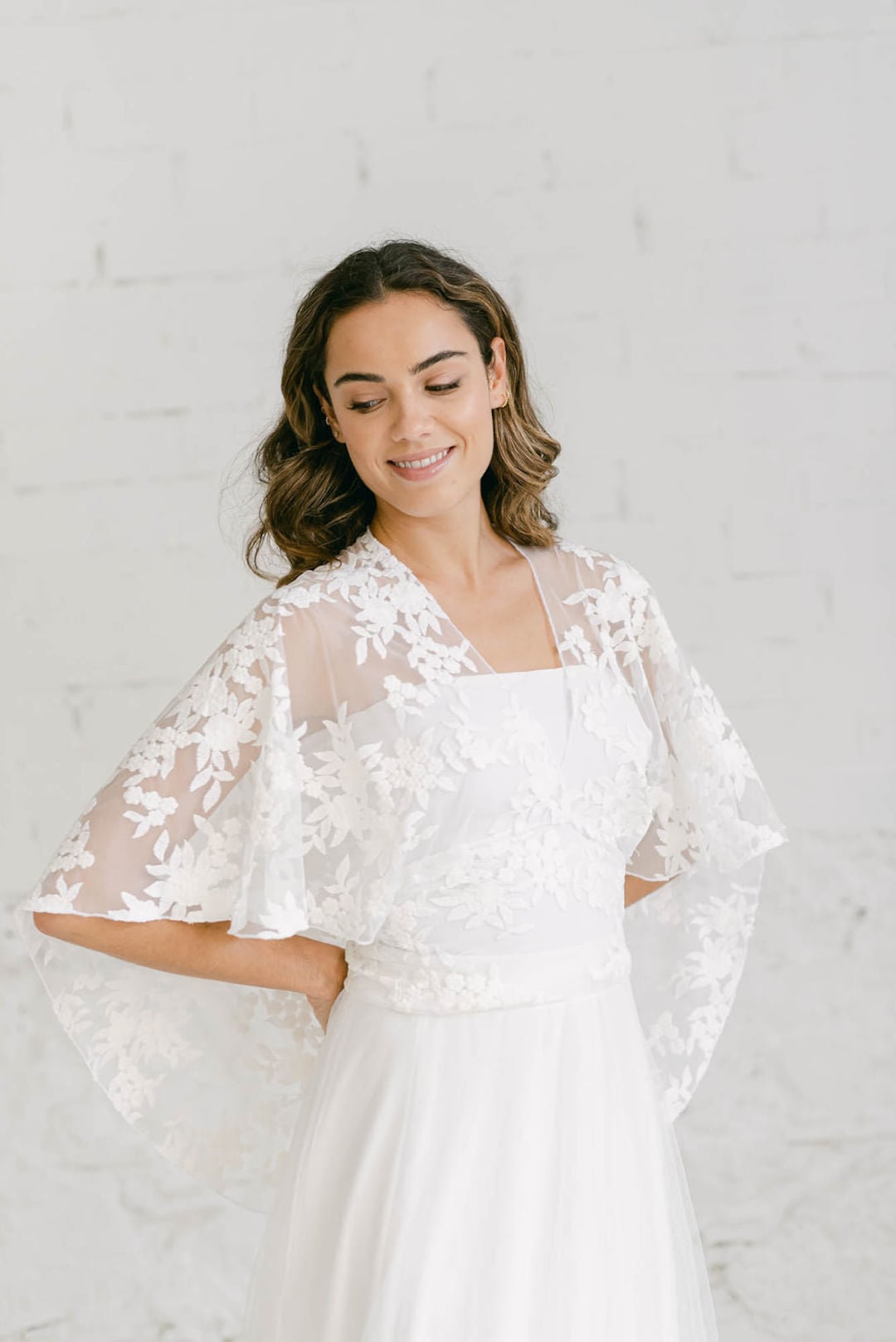 Topper de vestido de novia romántico, cubierta de novia floral, topper de  novia de marfil, topper de encaje floral, cubierta de encaje para capa de 