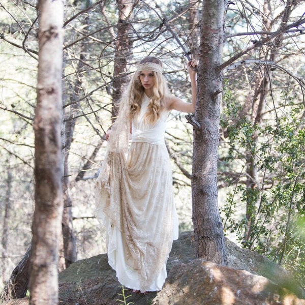 Boho Golden Lace Convertible Wedding Dress - Handmade Ethereal Gown for a Dreamy Ceremony