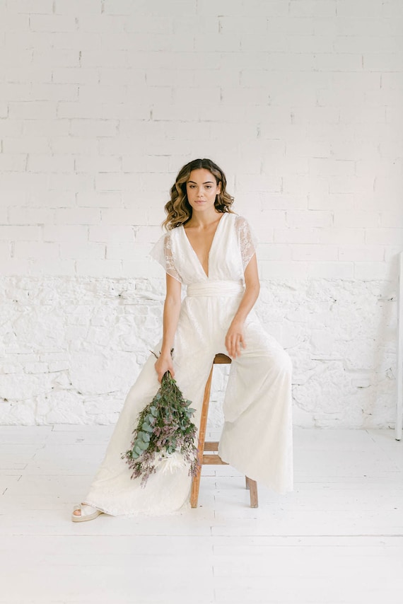 Ivory Wedding Lace Jumpsuit for Bride Minimalist Wedding Ivory Lace Bridal Romper Convertible Jumpsuit for Reception Wedding Jumpsuit Etsy