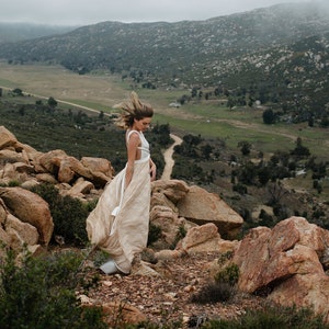 Wedding dress, boho wedding dress, golden lace bridal gown, open back, maxi lace gown, boho bridal gown, gold lace wedding dress, backless image 5