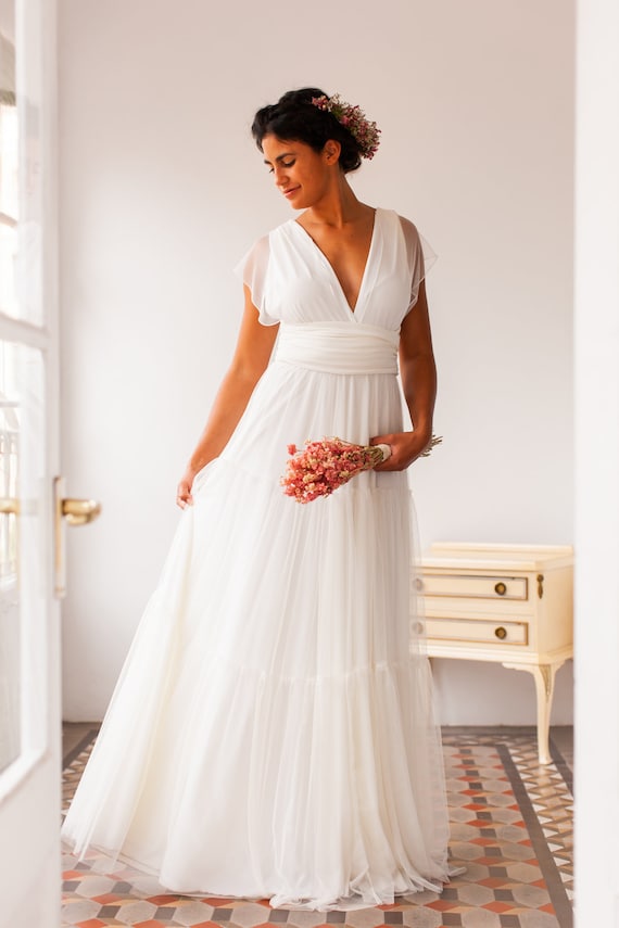 Modern Strapless FItted Lace Detachable Skirt Overlay Wedding Dresses |  Babyonlinedress UK
