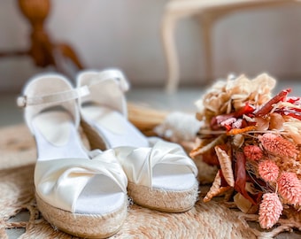 Alpargatas de novia hechas a mano para una boda cómoda, sandalias