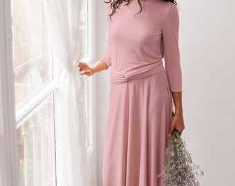 Robe rose poudré à manches, robe rose blush à manches longues, robe à manches longues rose clair, robe rose poudré longue, robe longue à manches longues