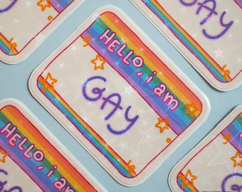 Hello I am Gay - Holo ネームタグ ステッカー // クィア、LGBT、ミーム ステッカー