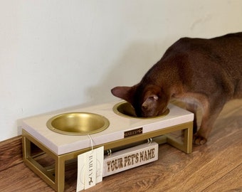 Mesa elevada personalizada para gatos, estação de alimentação para cães grandes e pequenos, suporte de madeira para tigelas grandes, tigela para ração de gato, presente personalizado para dono de gato