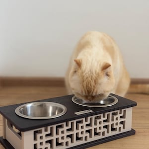 Oak wood dog feeding table, elevated cat bowl, minimalist station with 2 bowls for large dogs, raised outdoor dog feeder, dog mom gift