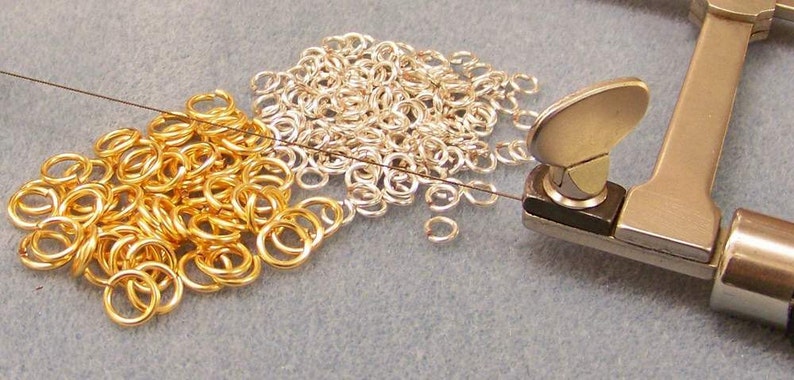 100 Non tarnished Silver/gold plated or copper jump rings. Hand sawn. Any size. Gauge 20ga 0.8mm, 18ga 1mm, 16ga 1.25mm, 14ga 1.5mm image 1