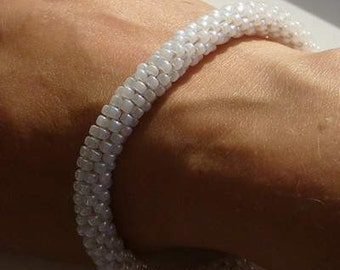 Bracciale corda perlina. Scegli il tuo colore