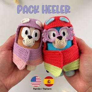 Pack of crochet dog patterns, Heeler sisters, amigurumis, blue/red Australian shepherd, grandmothers Rita and Janet costume, Spanish/English PDF.