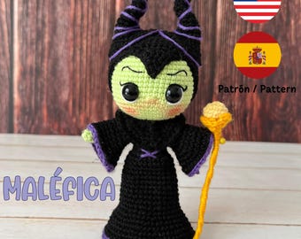 Crochet doll pattern, MALEFICENT, villain, amigurumi, PDF in Spanish and English.