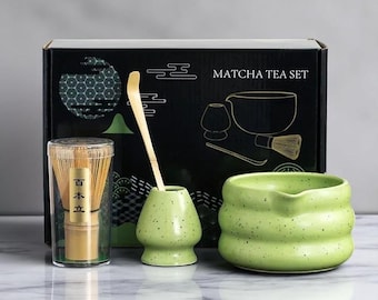 Green Matcha Tea Set – Handmade Ceramic Chawan Bowl & Bamboo Whisk – Japanese Tea Ceremony Gift – Ribbed Matcha Kit for Her
