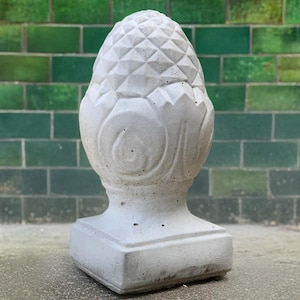 Outdoor acorn statue Concrete acorn decoration Stone nature figurine Garden ornament Front door sculpture Handmade acorn Lover gift Yard art