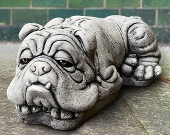 ブルドッグ 石製 置物 石造りブルドッグの置物 コンクリート製の犬の装飾 リアルな記念犬の像
