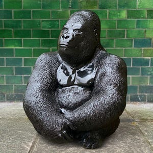 Large black gorilla statue Powerful ape sculpture Jungle animal decor Outdoor gorilla ornament Stone gorilla figurine Realistic gorilla art
