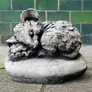 Relaxing mouse statue Concrete laying mouse decor Stone animal sculpture Cement wildlife ornament Garden mouse decoration Mouse lover gift