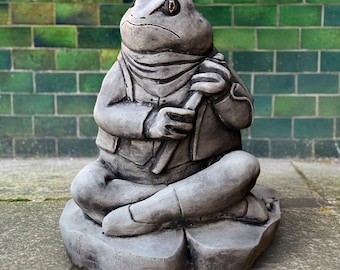 Elegant concrete frog statue Stone frog patio figurine Handcrafted garden toad decor Cement amphibian sculpture Outdoor frog yard ornament