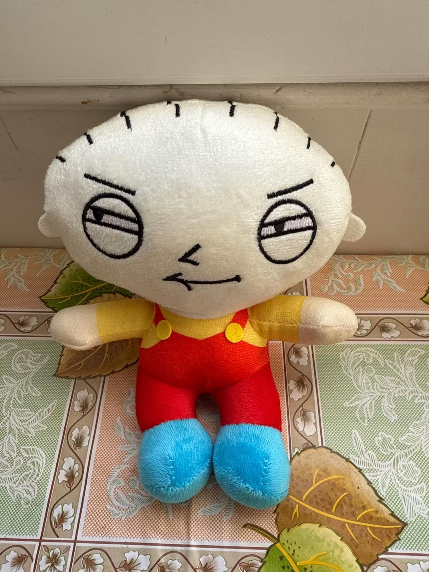 ファミリーガイ　ロイス　ぬいぐるみ　希少 ファミリーガイ ぬいぐるみ 縫いぐるみ 18cm ステューウィー