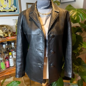 Veste en cuir noire vintage avec boutons, veste en cuir vintage, veste en cuir des années 80, veste en cuir rétro, taille UK 12, taille US 8