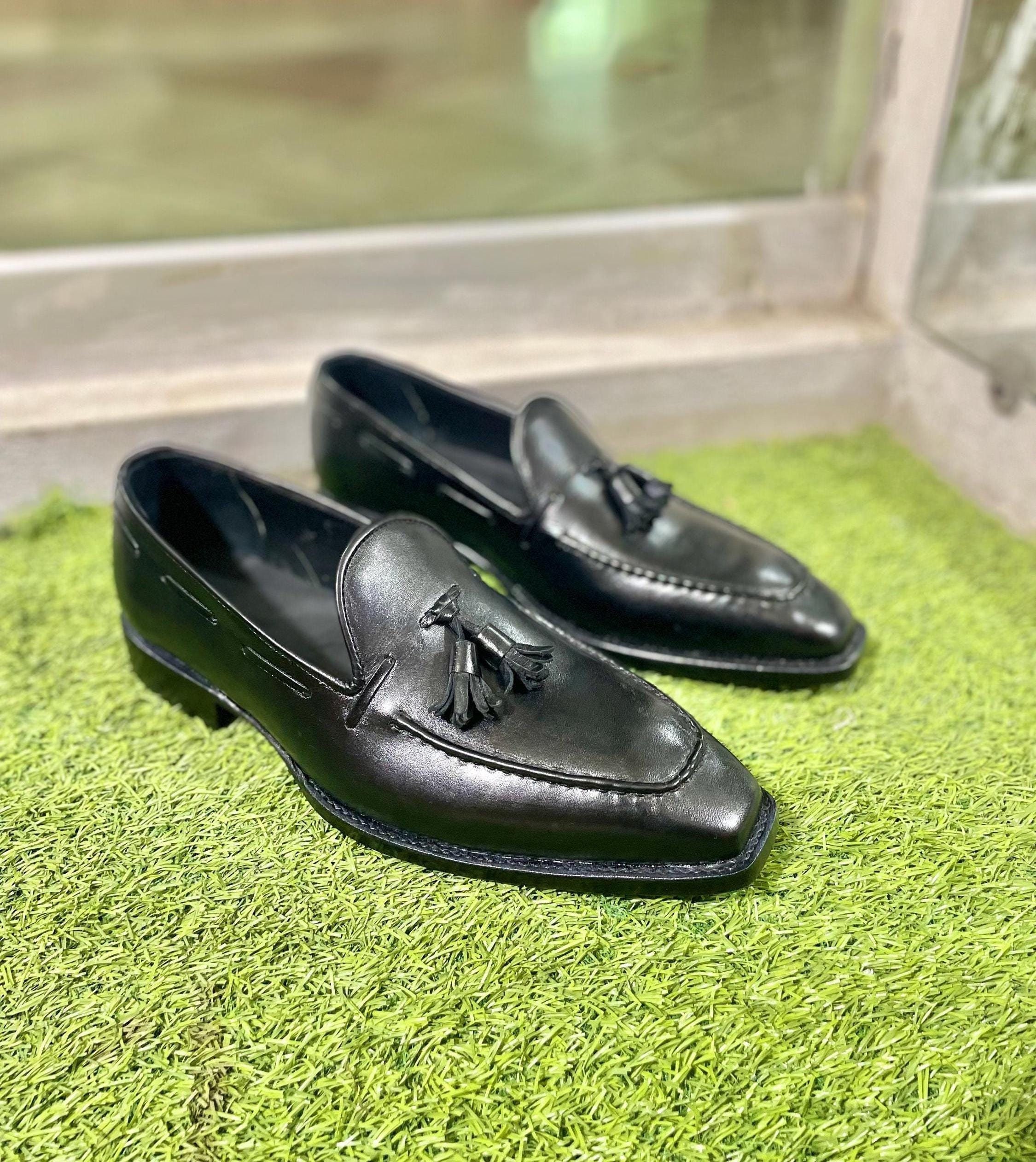 VINTAGE BLACK FULL CROCODILE LEATHER APRON TOE TASSEL LOAFER MENS 8 3.6\