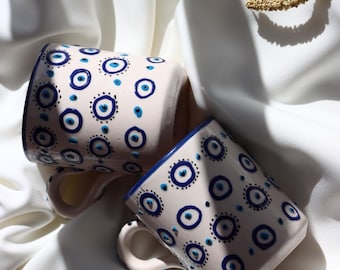 Taza de cerámica turca