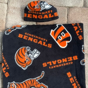 Cincinnati Bengals Newborn baby fleece blanket & hat gift set