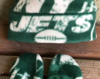 New York Jets Newborn Baby Fleece Hat & Mittens Gift Set