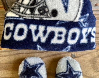 Dallas Cowboys Newborn Baby Fleece Hat & Mittens Gift Set