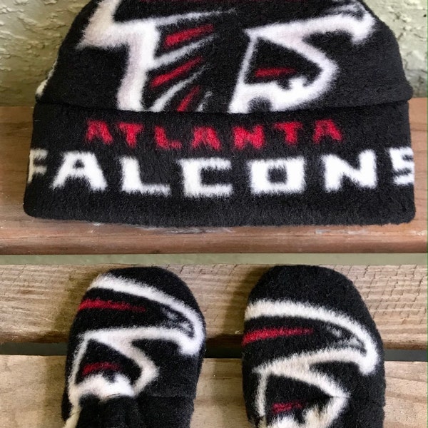 Atlanta Falcons Newborn Baby Fleece Hat & Mittens Gift Set