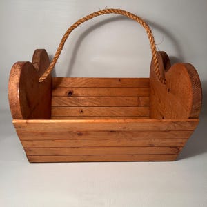 Vtg. Retro Herz Übertopf Holzseil Griff Hängekorb Dekorative Bögen 1980er Jahre Handgefertigte Blumen Indoor Outdoor Pflanzen