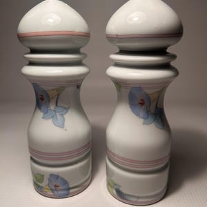 Vtg. Saleiro e Pimenteiro Moedor de Pimenta Fresca Acessório de Mesa de Jantar 1990&#39;s Par