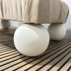 Möbelbeine aus Lindenholz: M10-Montage-Kit, benutzerdefinierte Farboptionen