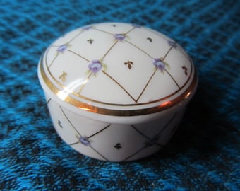 Vintage Otagiri Jewelry Box White Porcelain Hummingbird Flowers Handpainted Enamel Details PanchosPorch