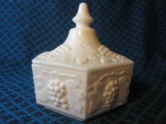 Imperial Glass, Milk Glass Trinket Box, Milk Glas… - image 6