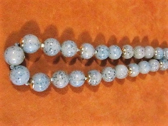 Vintage Speckled Blue Beaded Chocker Necklace, 19… - image 4