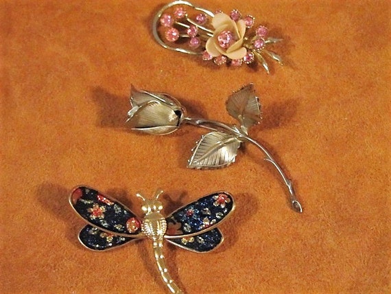 Lot of 3 Vintage Brooches, Floral Brooches, 70's … - image 10