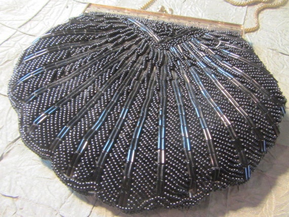 Black Beaded Evening Clutch, Clamshell Shaped Eve… - image 4