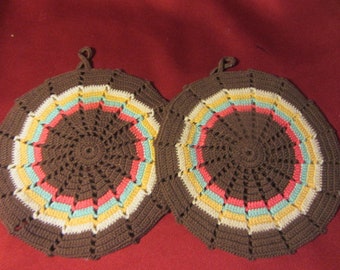 Pair Vintage Crocheted Pot Holder Made in 1960's, Excellent Condition Hot Pads, Pot Holders, Kitchen Pads, Oven Pads