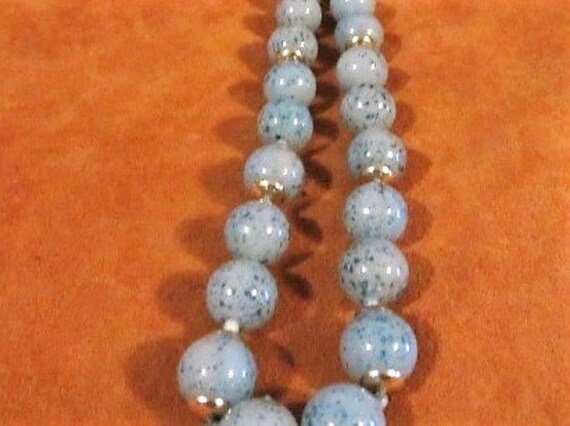 Vintage Speckled Blue Beaded Chocker Necklace, 19… - image 3