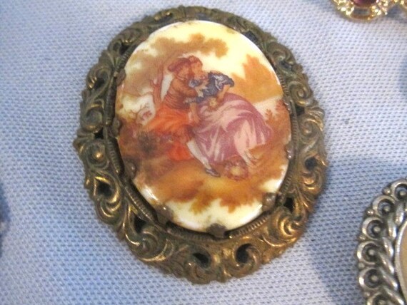 Lot Vintage Brooches, Porcelain Cameo, Pearl Tear… - image 8